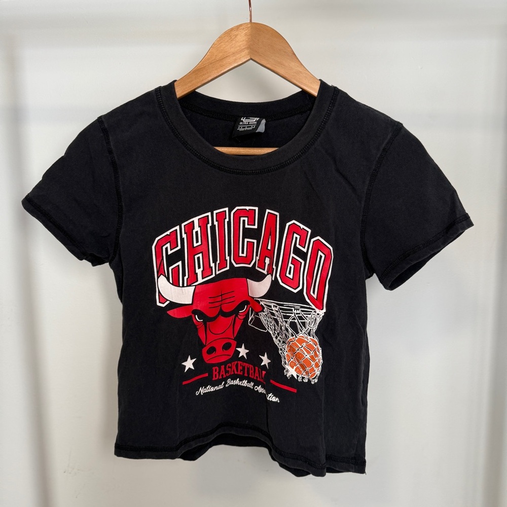 Chicago Bulls Cropped Black T-Shirt